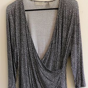 deep neck dark blue and white blouse